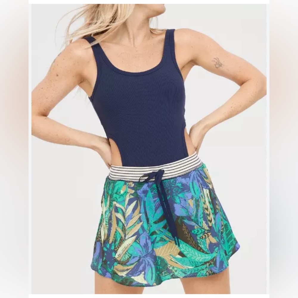 OFFLINE By Aerie Blue Tropical Ribbed Cut Out Sport Dress Romper Medium NEW‎